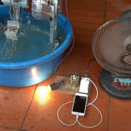 302K views · 1.1K reactions | Watch How to Turn The Water Tank Into A Mini Hydroelectric Pond At Home | Balcony Garden Ideas | Facebook