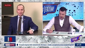 23K views · 1.2K reactions | Służby wyrywające laptopy dziennikarzom...