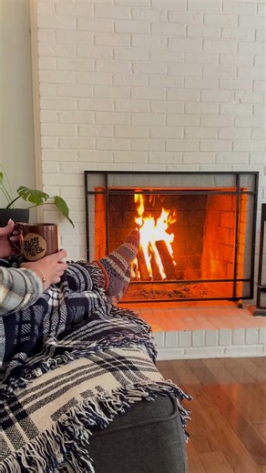 Fall weather has arrived! Stay cozy with these North Carolina gifts! 🧦 Nutmeg Socks from Solmate Socks in Hickory 💙 Dark Blue Plaid Throw Blanket made in Hendersonville ☕️ Mountain Chai Tea from Asheville Tea Co. 🍁 Maple Leaf Pottery Mug from Missions Pottery in Lexington | Our State Store