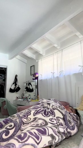 everything’s better when im hydrated with @airup 🤞🏼🤠 #airup ad | samanthayve