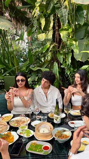 8club on Instagram: "10s Only Szn returns - same energy, new era 便蓮❕ White on white, and everything feels alright! 便️玲囹 If you know, you know. If not…will you find out this time?  ️Your Hosts: Mayank & Raghvendra JW Marriot, Bangalore ️ 1st March, 4PM  Headlining: Kavyee  Opening set by: Rahul & Nirmohi"