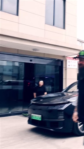 I am the Flashlight Guy on Instagram: "This is what they want you to see. The entrance. The vibe. The moment. What you don’t see? The setup. The scripting. Don’t compare your real life to someone else’s edited clip."