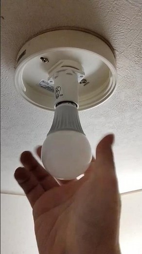 DIY LED電球交換方法 注意すること おすすめは？不具合は？ちかちか点滅