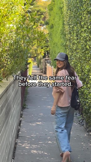The biggest thing standing between you and your dream business? It’s not what you think.😅🤔 It’s not about having more time, money, or even the perfect idea. The real hurdle? Trusting yourself enough to start. 🙌 Every successful entrepreneur has felt that wave of doubt—the “What if I fail?” moment. The difference? They didn’t let it stop them. And neither should you. That’s why B-School exists—to help you move past the overthinking, take action, and build something real.💕 Doors are open now, 
