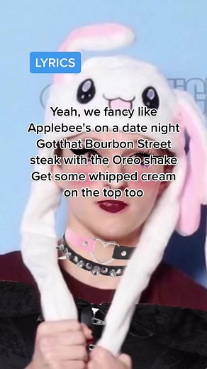 Fancy like lyrics!! 🤍🤍 #fypシ #loona #dream #redlipgeorgenotfound #arianagrande