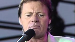 Delbert McClinton - Standing On Shaky Ground (Live at Farm Aid 1985) Chords - ChordU