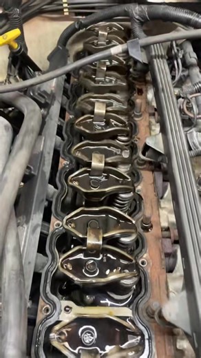 #customerstates 2001 jeep xj with valve train tick. To me it seems either the rockers are worn out or there is an issue with the cam lobes. Customer says whole engine has been rebuilt with a new head and all not too long ago. #workflow #valvetrain #jeep #mechanic | Engine Brake Valve