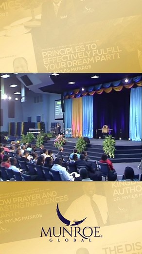 A Father’s Day message. 🙋🏽‍♂️Happy Father’s Day to the men that are present, observable and those who can be emulated. #DrMylesMunroe #HappyFathersDay | Munroe Global