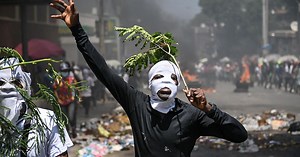 Thousands protest in Haiti over deteriorating security situation | Africanews