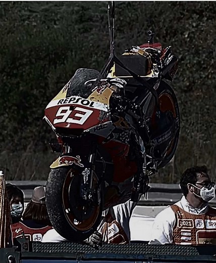 MotoGP Rivalries: Marc Márquez vs. Valentino Rossi