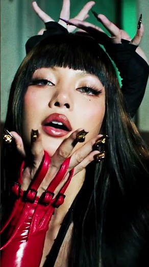 ⚡ LISA 🧿 'SAWADIKA' 🎤 VÍDEO OFICIAL 🔥 LA DIVA DEL BLACKPINK DESTRUYE YOUTUBE CON SU NUEVO HIT ✨