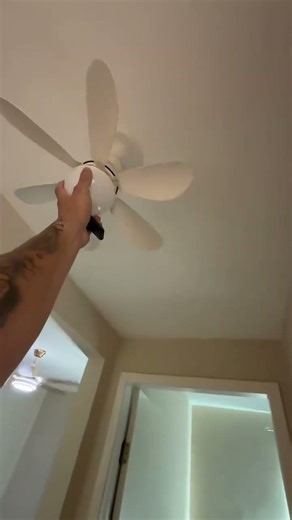 Ventilador Teto Com Luz 80W Integrada Silencioso Branco 6 Pás Com Controle Remoto E27 #shortsviral