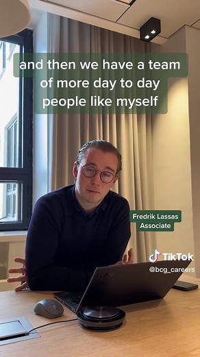A Day in the Life of a BCG Associate