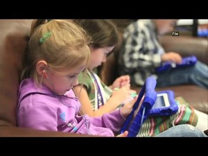 How parents can prioritize kids’ mental health during remote learning