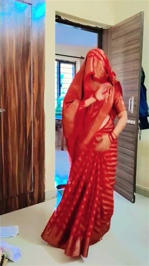 Piya Le Lo Bolero car 🚗 #dance #saari #dancemusic #parrot