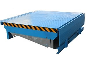 [Hot Item] Loading Hinged Lip Hydraulic Unloading Bridge Edge Yard Ramp Airbag Forklift Container Dock Leveler