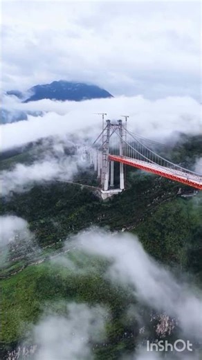 The Tianmen Grand Bridge, the third highest bridge in the world.#amazingchina