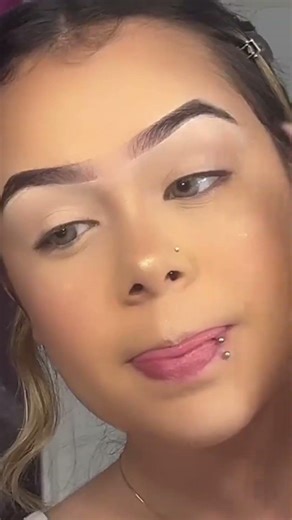 ideia de maquiagem para festa