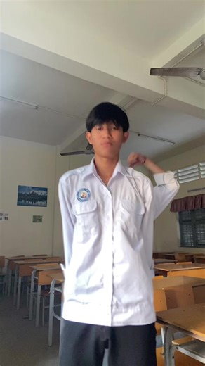 Fun Dance Moves from Small Guy