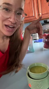 Nontoxic wax warmer DIY🫶A lot of people ask me for a nontox version of wax warmers & thankfully it’s soooo easy to make your own wax warmers!Just sprinkle beeswax pellets or coconut oil into the wax warmer with a few drops of your fav Liv Holistic Essential Oil - my current go to is eucalyptus.Turn on the wax warmer and you’re good to go!So you can still enjoy your wax warmer while keeping it nontox. 🫶 | Liv Holistic