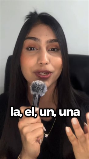 Laura - Online Spanish Teacher 🇨🇴 on Instagram: "Why does Spanish use el and la everywhere… and sometimes not at all? 😵‍💫 Like, save, and follow if you want Spanish to finally make sense. 👩🏽‍🏫🙌🏼 #learnspanish #learnspanishdaily #aprendeespañol #realspanish #spanishforforeigners"