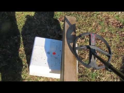 Deus 2 V4.0 11" FMF Coil Demo - Using Multi Processing - Nonferrous Maskers of Higher Conductors