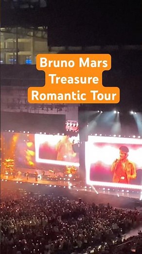 Bruno Mars “Treasure” The Romantic Tour in Detroit