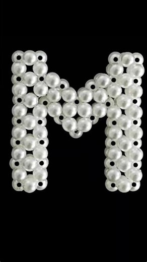 Making the Letter "M" from Beads #diy #handmade #beads #design #gift #charm #workshop