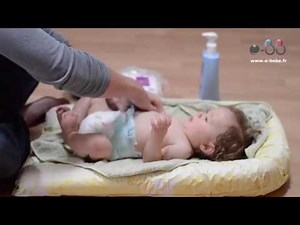 Changer la couche de bébé pour les nuls - نصائح لتغيير حفاض مولودك الجديد