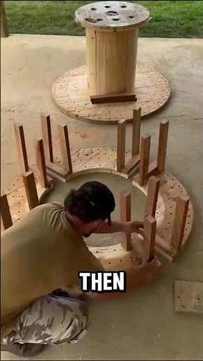 DIY Wooden Cable Reel Picnic Table in Minutes #DIY #Upcycle #Outdoor #Furniture #Crafts #woodworking