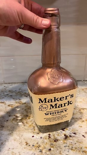 Thanskgiving Break Day 1: Time to break out the science experiments! This Inside Out Balloon experiment showcases the changing forms of water. This would be much cuter if it wasn’t a whiskey bottle! Alas, my kids don’t tolerate a lot of prep and that’s what was at the top of the recycling so … 🤷🏻‍♀️ #momsoftiktok #momtok #scienceexperiments #scienceismagic #kidsactivities