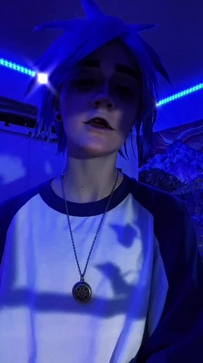 for those who are new here, rockit is my fav song & mv by gorillaz 🧟