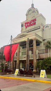 🏴‍☠️ Ahoy, adventure seekers! If you’re looking for high-flying stunts, swashbuckling excitement, and a feast fit for a captain - Pirates Voyage in Myrtle Beach is a must-see! 🦜 This action-packed dinner show features thrilling acrobatics, sea battles, live animals, and a storyline the whole family will love - all while you enjoy a delicious 4-course meal!🍗 📍 8907 N Kings Hwy, Myrtle Beach, SC 29572 ⏰ Choose between different showtimes 🎟️ Tickets sell fast - reserve early! | Elliott Beach R