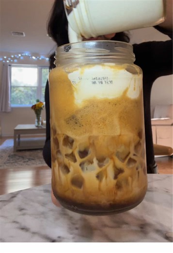 Now I know I have to make this one #coffeetok #gingerbread #christmasdrinks #gingerbreadcoffee #gingerbreadlatte @Breville