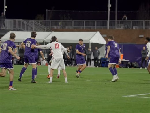 Pure class 🤌 Friday’s game-winning goal from from @hallsey17! | Washington Husky Men's Soccer