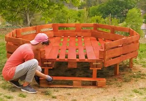 4.5M views · 46K reactions | Cozy DIY eco-friendly craft for your backyard out of wooden pallets | Wood Mood | Facebook