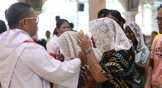 TWO BEATIFIED RECOLLECTS AND THEIR EARLY MISSIONARY LABORS IN THE VISAYAS Towards the end of the 19th century, Blessed Jose Rada and Blessed Leon Inchausti served the parishioners in Bohol. Last week, the Order of Augustinian Recollects promoted their devotion by enthroning their relics in the parishes of Carmen, Pilar, Ubay, and Candijay - all belonging to the Diocese of Talibon. USJ-R, as a Recollect school, documented this historic series of events. | University of San Jose- Recoletos