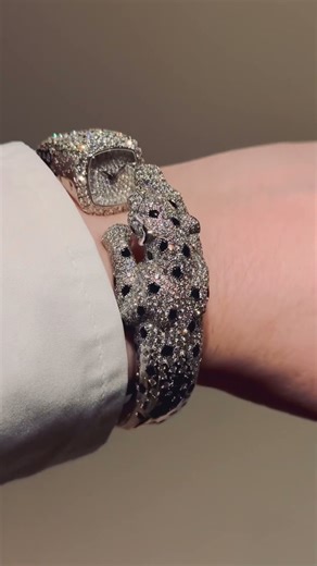 Cartier Panthère jewellery watch wrist-roll