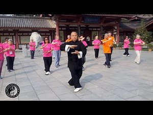 Sun style 13 step group practice / 孙氏太极拳13式 - 叶志威师傅
