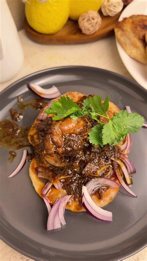 Hey guys ,🫶 රසම රස පරාටා රොටි recipe එකක් හැදුවා🤤😍හැමදාම පරාට කන විදිහට වඩා හරිම රසයි ඔයත් මේ විදිහට හදලා බලන්න . මේ idea එක මට ආවේ අපේ @Bandi Full girl ගේ recipe එකක් දැකලා. Roti එක මැදට දාන paste එක අද මම හදාගත්තේ ඉගුරු සුදුළූනු ,අමුමිරිස්, ලූනු,tuna , අල, මිරිස් කෑලි කුඩු , ගම්මිරිස් කුඩු, ලුනු,ලෙමන් දාලා♥️ #snack #teatime #paratha #spicy #dinner