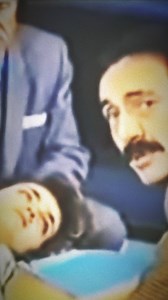 Yüzüne Vurmuş😂😂🎞️📺📽️ #yeşilçam #yeşilçamreplikleri #yeşilçamkomedi #yeşilçamreplikleri #nostaljiyeşilcam#yesilcam70s80s #yeşilçamsinemasi #nostaljitiryakisi #yesilcampanaroma#kemalsunal#tarıkakan#filizakın#hülyaavşar#kadirinanır @yesilcampanaroma #yeşilçamtiryakisi #metinakpınar#halitakçatepe#hülyakoçyiğit#edizhun#komedi#türkiye #yeşilçamhayranlari #nostalji#nostaljizamanı #eğlence#komikvideolar#yeşilçamtiryakisi @yesilcampanaroma @yesilcamtiryakisi#yeşilçamdünyası | Yesilca