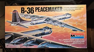 【模型测评】MONOGRAM 1/72 B-36 Peacemaker和平使者式轰炸机模型