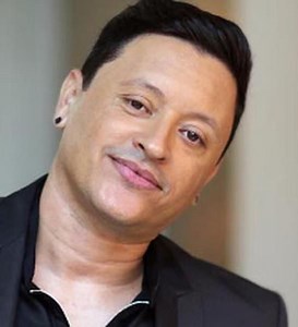 LUNA LLENA - Elvis Crespo - LETRAS.COM