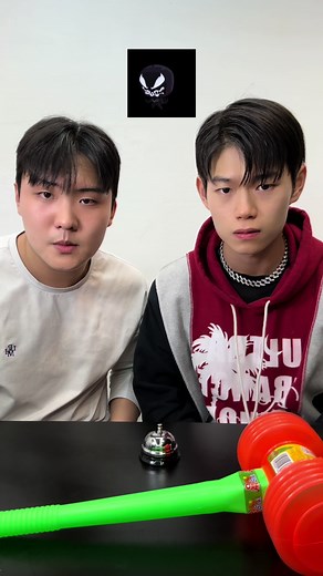 Random emoji beatbox game#beatbox @J-COP