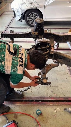 Revo Bent Chassis Fix Under Control Arm #carrepair #ซ่อมรถ