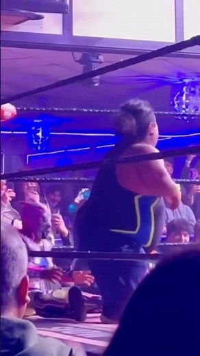 Mini Stinkface during wrestling match dance break #wrestling