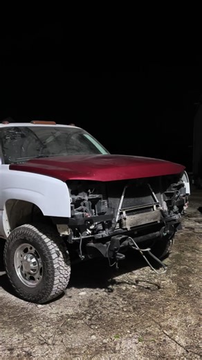 Well the Lbz is officially cab swapped and motor has all been gone through and built. I’m so happy with the progress. Runs 10 times better. #fyp #gmt800 #lbzduramax #chevy #diesel #lbz #truckbuild