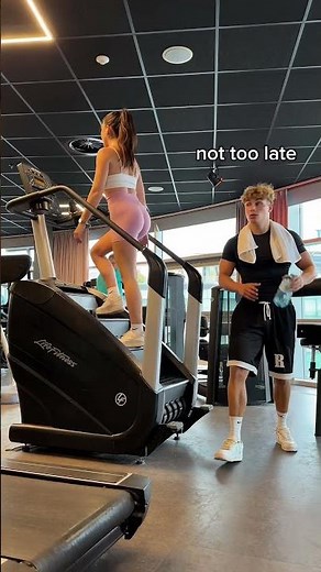 Unexpected Gym Moments Captured on Camera