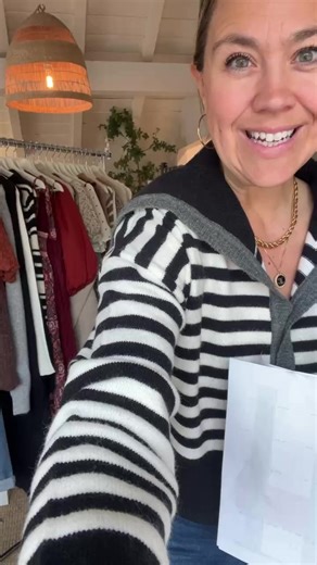 Carly Jean Los Angeles on Instagram: "Y’all aren’t ready for this 🤭✨ Our best-selling Bailey Skinny Jeans just dropped in black (& they’re 25% OFF!) Watch this live back for all the details on sizing, styling & more… plus head over to the app for your exclusive Early Black Friday code! 🤍"