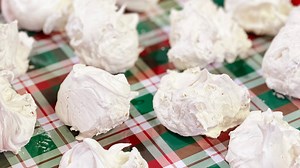 Cooking with Chef Bryan - Vanilla Pecan Divinity